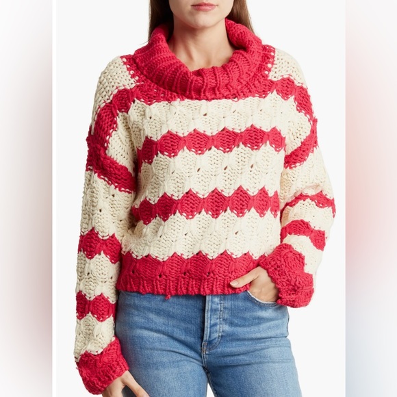 NWT-Colorblock Crop Turtleneck Sweater - Picture 2 of 9